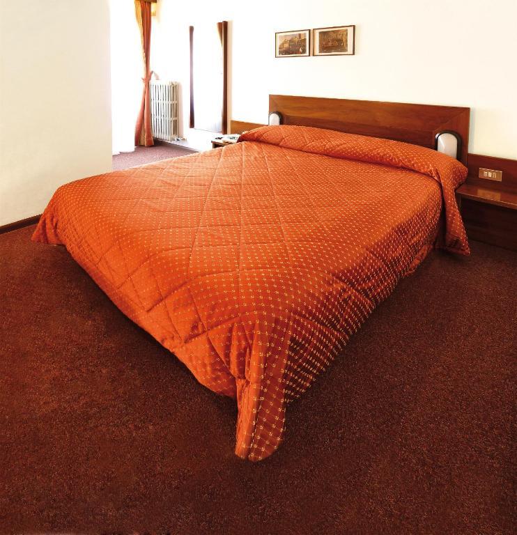 La Rotonda Hotel Pergine Valsugana Phòng bức ảnh
