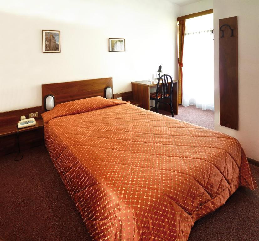 La Rotonda Hotel Pergine Valsugana Phòng bức ảnh
